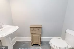 401 W 3rd St, Moorestown, NJ 08057 - Photo 20