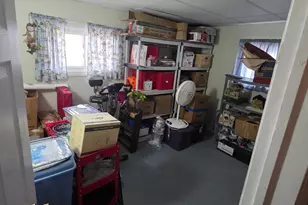 27 Indian Queen Ln, Maple Shade, NJ 08052 - Photo 10