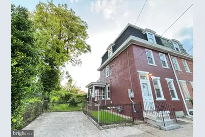438 Lawrence Street, Burlington, NJ 08016 - Photo 2