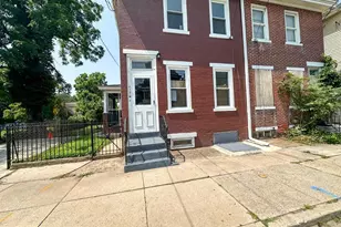 438 Lawrence St, Burlington, NJ 08016 - Photo 2