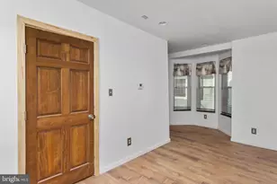 422 Prince St, Bordentown, NJ 08505 - Photo 6