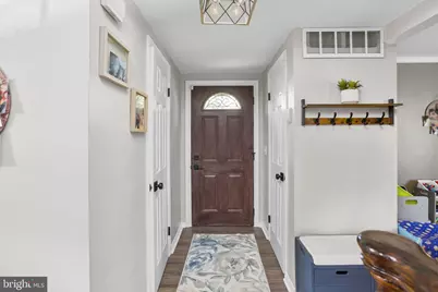 10 Roberts Court, Bordentown, NJ 08505 - Photo 4