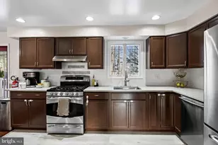 154 Fox Chase Dr, Delran, NJ 08075 - Photo 12