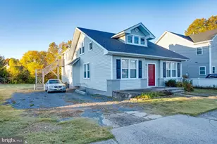 7 Dresser Ave, Burlington, NJ 08016 - Photo 2