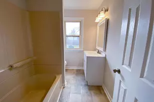 214 Hendrickson Ave, Beverly, NJ 08010 - Photo 12