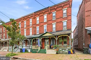 346 E Union St, Burlington, NJ 08016 - Photo 1