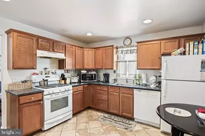 208 Chestnut Street, Mount Holly, NJ 08060 - Photo 8