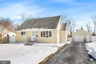 82 Charles Bossert Dr, Bordentown, NJ 08505 - Photo 1