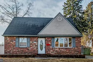 12 Overbrook Ave, Maple Shade, NJ 08052 - Photo 1