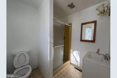 644 Cooper Street #2ND FLR, Beverly, NJ 08010 - Photo 16