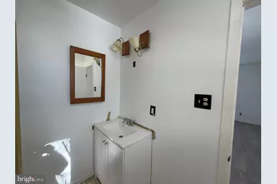 644 Cooper Street #2ND FLR, Beverly, NJ 08010 - Photo 18