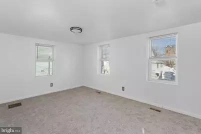 422 Prince Street, Bordentown, NJ 08505 - Photo 16