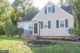 28 Ridgley St, Mount Holly, NJ 08060 - Photo 2