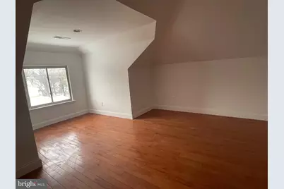 106 W Camden Avenue #TOP FLOOR IN REAR, Moorestown, NJ 08057 - Photo 4