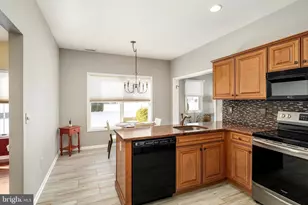 14 Covered Bridge Cir, Mansfield Township, NJ 08022 - Photo 12