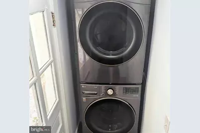 306 Farnsworth Avenue #UPSTAIRS, Bordentown, NJ 08505 - Photo 10