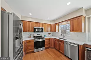 2 Burke Dr, Medford, NJ 08055 - Photo 24