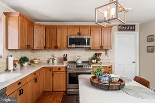 387 Chesterfield Jacobstown Rd, Wrightstown, NJ 08562 - Photo 8