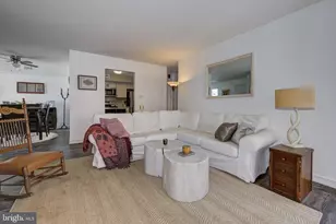 375 Woodlake Dr, Marlton, NJ 08053 - Photo 10