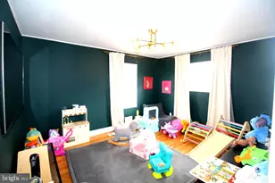 39 Charles Bossert Dr, Bordentown, NJ 08505 - Photo 8