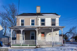 520 Broad St, Florence, NJ 08518 - Photo 2