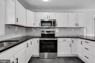 100 Evergreen Drive, Willingboro, NJ 08046 - Photo 24