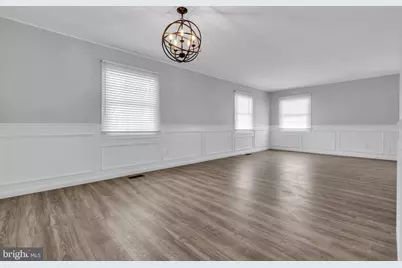 100 Evergreen Drive, Willingboro, NJ 08046 - Photo 12