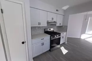 70 Suburban Blvd, Delran, NJ 08075 - Photo 8