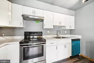 275 Green St, Edgewater Park, NJ 08010 - Photo 12