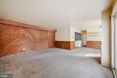 275 Green Street #5-H4, Edgewater Park, NJ 08010 - Photo 4