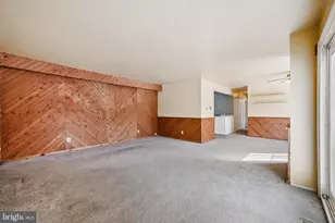 275 Green St, Edgewater Park, NJ 08010 - Photo 4