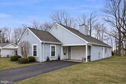 77 Sheffield Place, Southampton, NJ 08088 - Photo 2