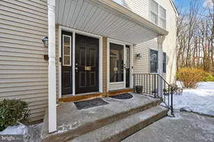 141 Chalkboard Ct, Moorestown, NJ 08057 - Photo 2