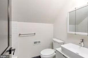 21 Berkshire Ln, Willingboro, NJ 08046 - Photo 38