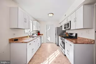 76 Tecumseh Trail, Browns Mills, NJ 08015 - Photo 18