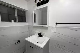 144 Washington St, Mount Holly, NJ 08060 - Photo 2