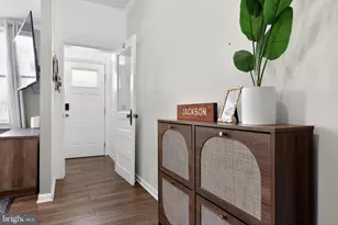 20 W Pearl St, Burlington, NJ 08016 - Photo 2