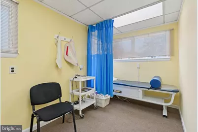 81 Somerset Drive, Willingboro, NJ 08046 - Photo 10