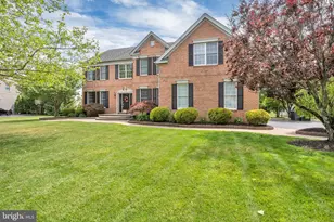 7 Wright Dr, Chesterfield, NJ 08515 - Photo 2