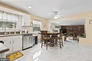 17 Valley Forge Ct, Marlton, NJ 08053 - Photo 12