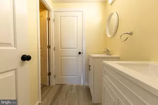 5 Farragut, Willingboro, NJ 08046 - Photo 32