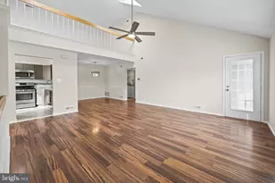 302B Harwood Ct, Mount Laurel, NJ 08054 - Photo 4