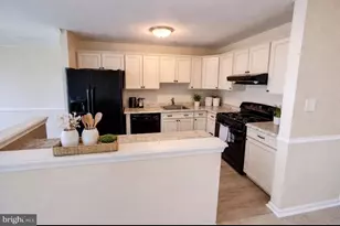 4 Fawn Ct, Lumberton, NJ 08048 - Photo 4