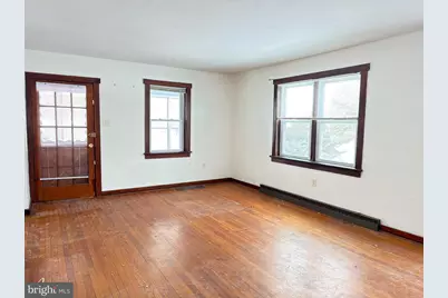 311 West Avenue, Delanco, NJ 08075 - Photo 2