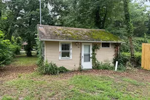 16 Begonia St, Browns Mills, NJ 08015 - Photo 6