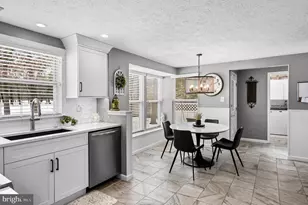 39 Lady Diana Cir, Marlton, NJ 08053 - Photo 8