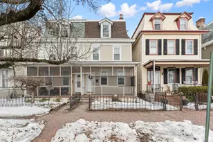 229 W Broad St, Burlington, NJ 08016 - Photo 2