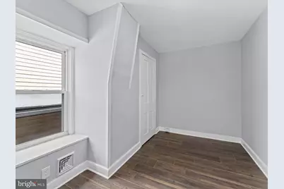 229 W Broad Street, Burlington, NJ 08016 - Photo 18