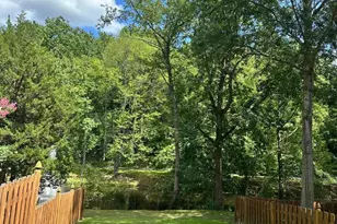 11 Claret Ct, Marlton, NJ 08053 - Photo 2