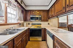 28 13th St, Burlington, NJ 08016 - Photo 10